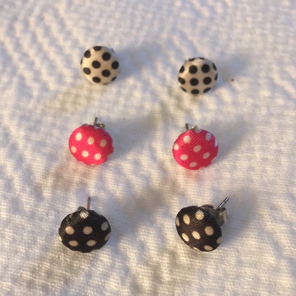 Other - Set of polka dot studs